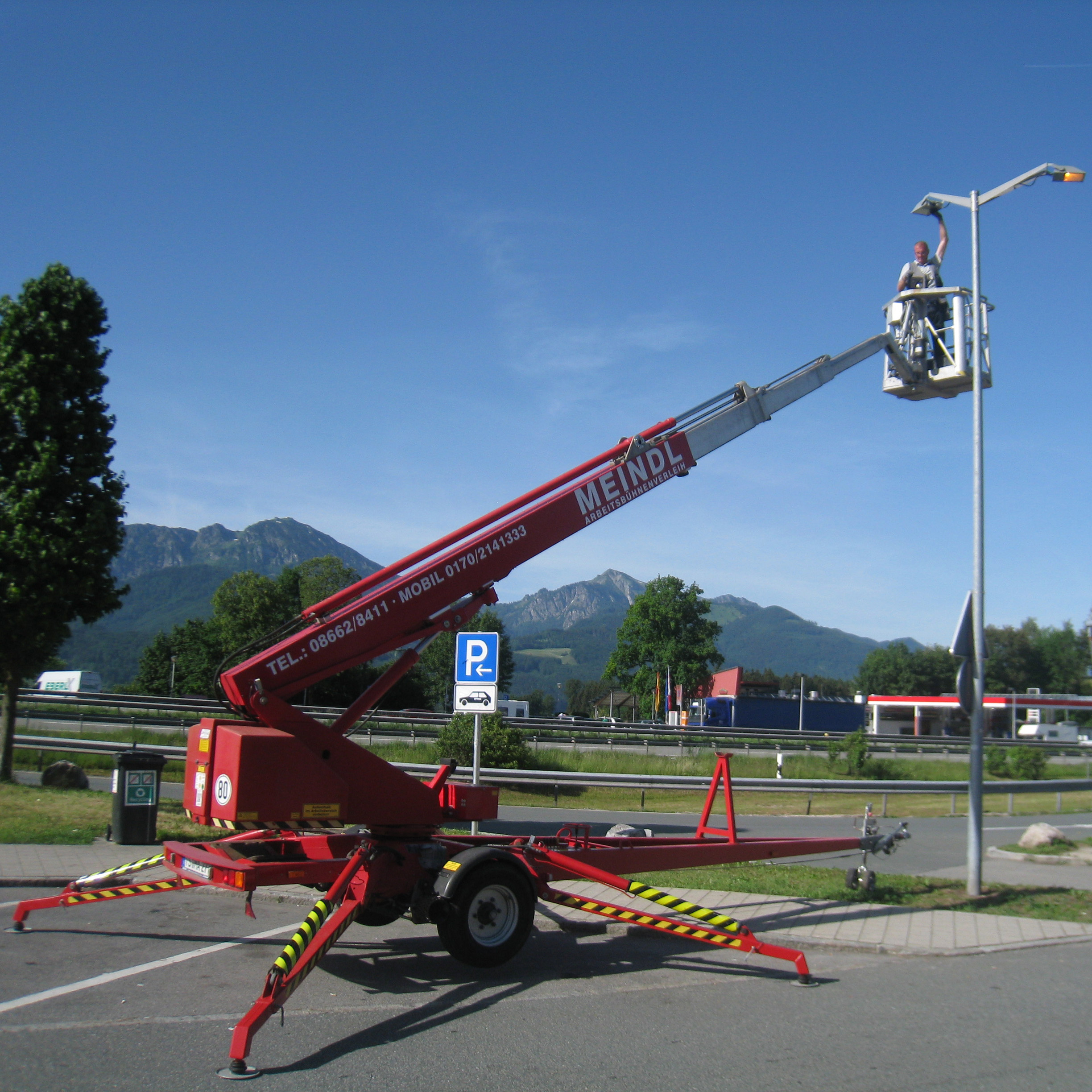 Denka Lift DL18